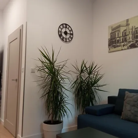 Lokomotiv Apartament *