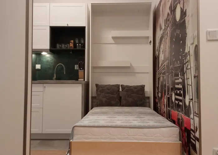 Lokomotiv Apartament *